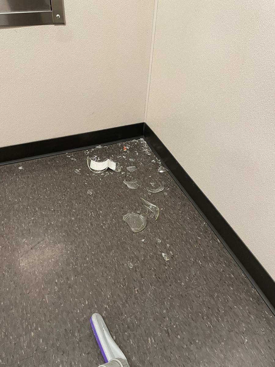 Entryway flooring before cleaning