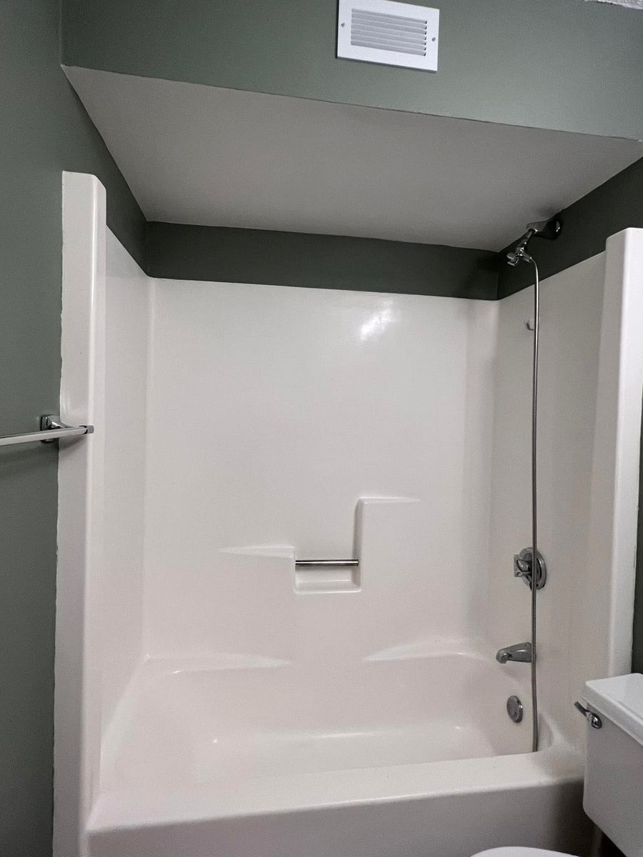 Bathroom tub after cleaning